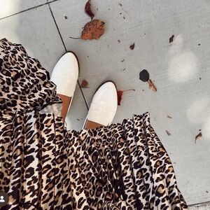 Aldo white croc embossed patent leather loafers Sz 8